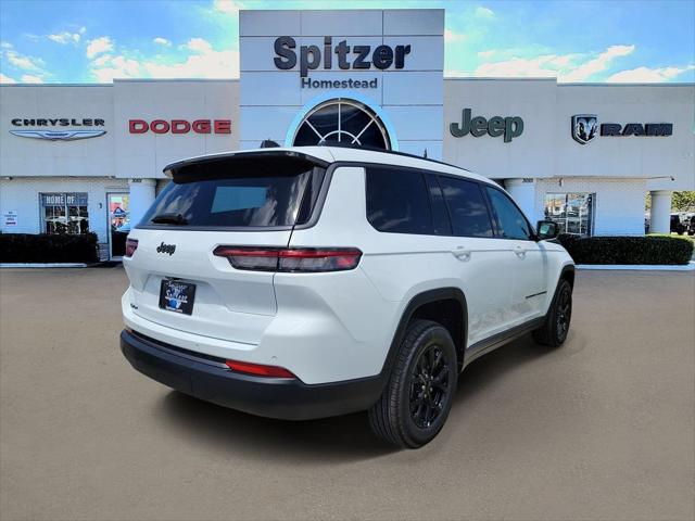 2026 Jeep Grand Cherokee L GRAND CHEROKEE L LAREDO ALTITUDE 4X2