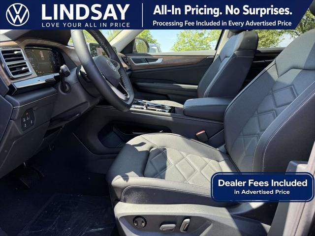 2026 Volkswagen Atlas SE with Technology