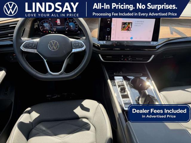 2026 Volkswagen Atlas SE with Technology