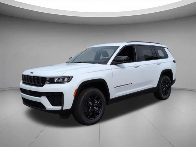 2026 Jeep Grand Cherokee L GRAND CHEROKEE L LAREDO ALTITUDE 4X4