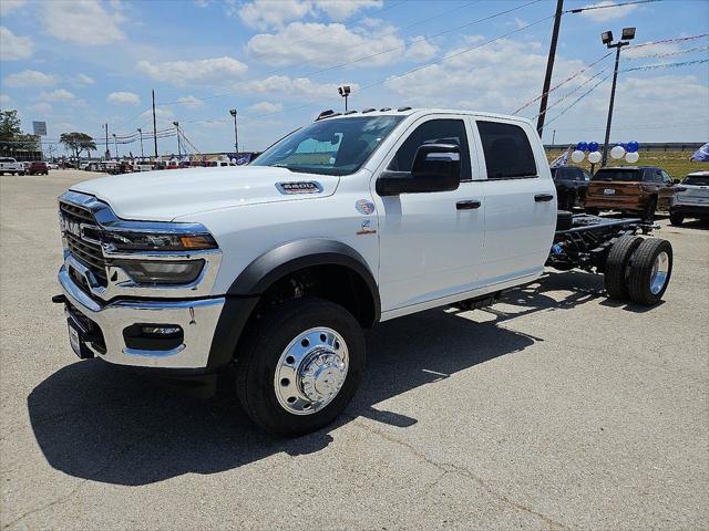 2026 RAM 5500 Chassis RAM 5500 TRADESMAN CHASSIS CREW CAB 4X4 84 CA