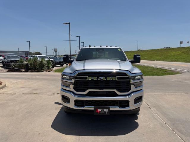 2026 RAM Ram 3500 RAM 3500 TRADESMAN CREW CAB 4X4 8 BOX