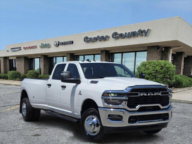 2026 RAM Ram 3500 RAM 3500 TRADESMAN CREW CAB 4X4 8 BOX