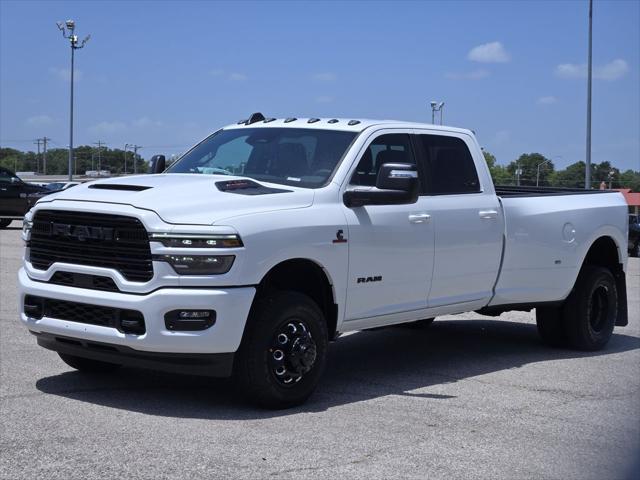 2026 RAM Ram 3500 RAM 3500 TRADESMAN CREW CAB 4X4 8 BOX
