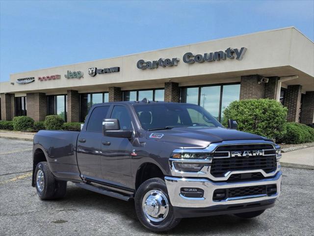 2026 RAM Ram 3500 RAM 3500 TRADESMAN CREW CAB 4X4 8 BOX