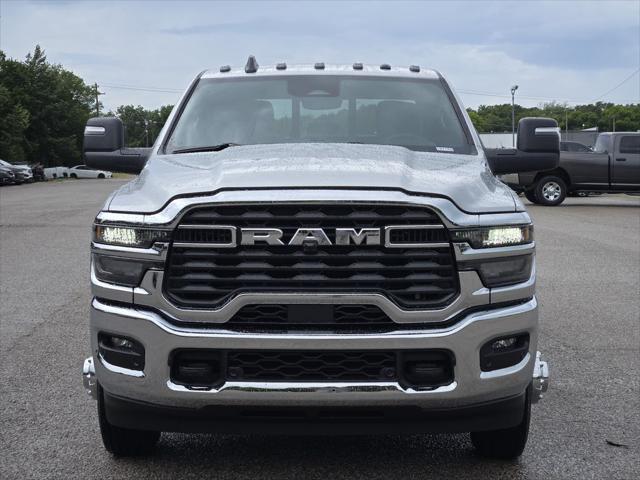 2026 RAM Ram 3500 RAM 3500 TRADESMAN CREW CAB 4X4 8 BOX