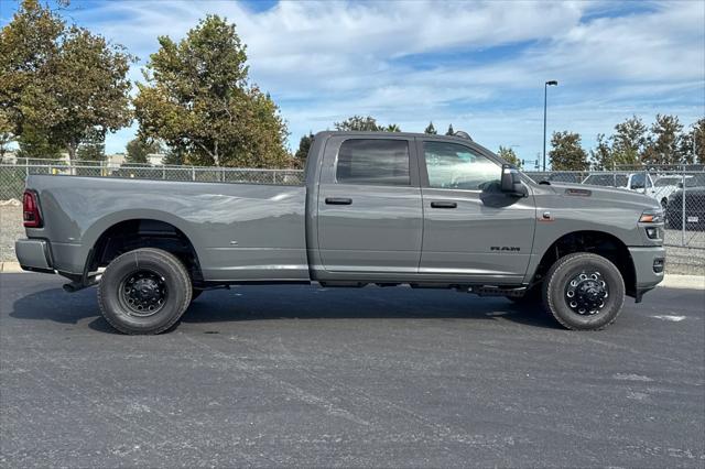2026 RAM 3500 RAM 3500 BIG HORN CREW CAB 4X4 8 BOX