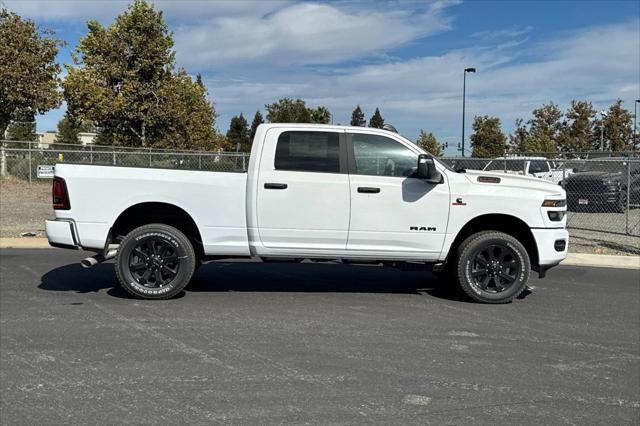 2026 RAM 3500 RAM 3500 BIG HORN CREW CAB 4X4 64 BOX