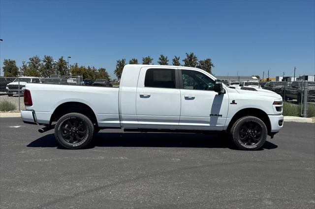 2026 RAM Ram 3500 RAM 3500 LARAMIE MEGA CAB 4X4 64 BOX