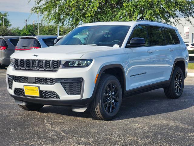 2026 Jeep Grand Cherokee L Altitude 4x2