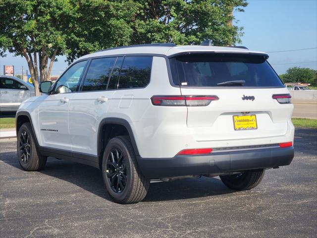 2026 Jeep Grand Cherokee L Altitude 4x2