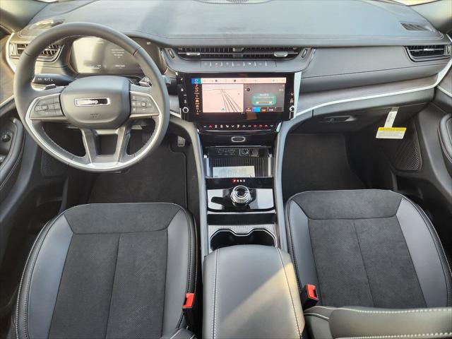 2026 Jeep Grand Cherokee L Altitude 4x2