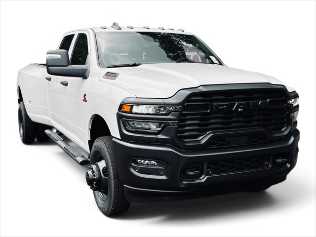 2026 RAM Ram 3500 RAM 3500 TRADESMAN CREW CAB 4X4 8 BOX