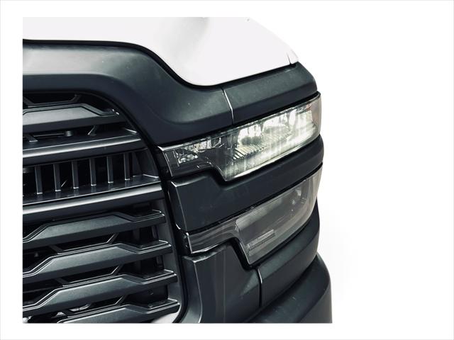 2026 Ram 3500 Tradesman Crew Cab 4x4 8 Box