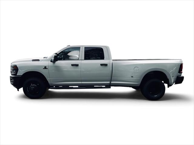 2026 Ram 3500 Tradesman Crew Cab 4x4 8 Box