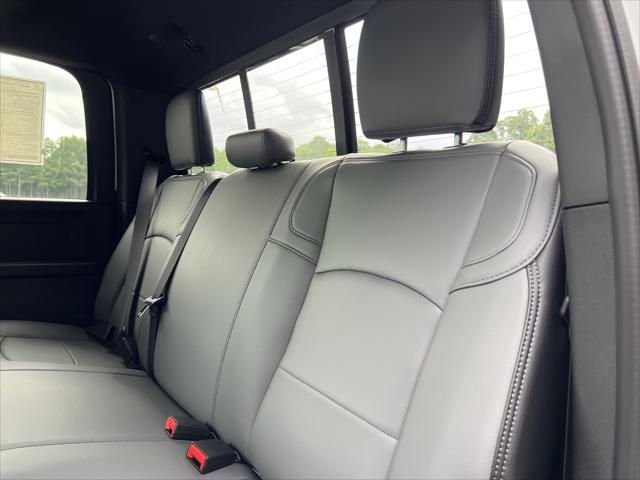 2026 Ram 3500 Tradesman Crew Cab 4x4 8 Box