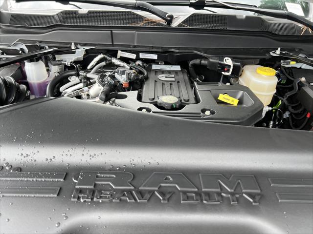 2026 Ram 3500 Tradesman Crew Cab 4x4 8 Box