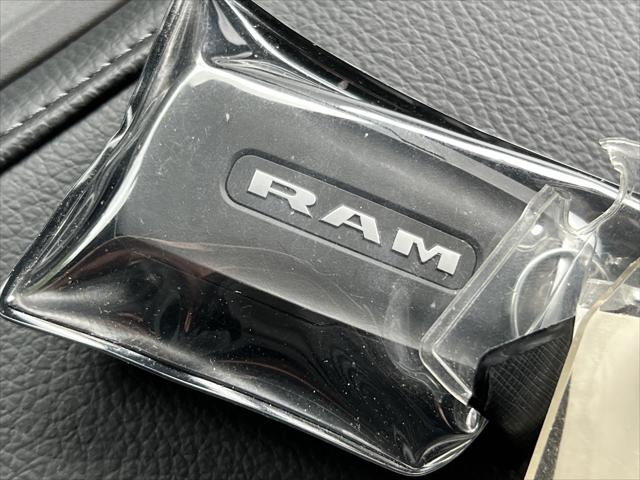 2026 Ram 3500 Tradesman Crew Cab 4x4 8 Box