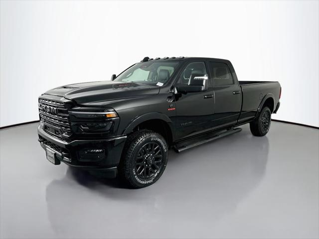 2026 RAM 3500 RAM 3500 LIMITED CREW CAB 4X4 8 BOX