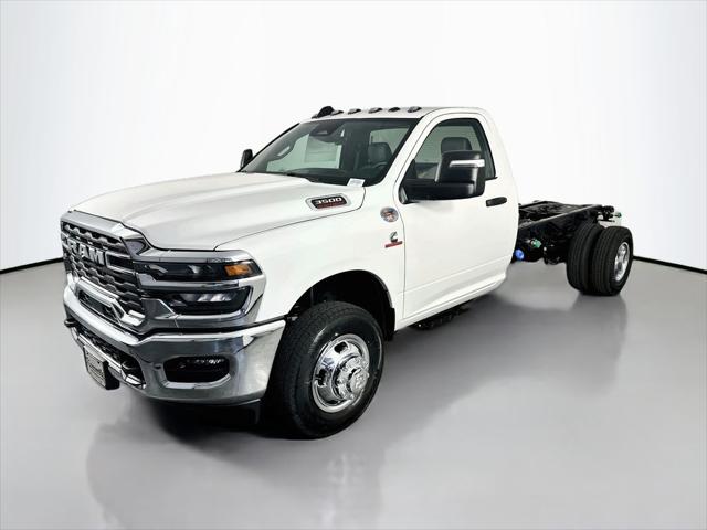 2026 RAM Ram 3500 Chassis Cab RAM 3500 TRADESMAN CHASSIS REGULAR CAB 4X2 84 CA
