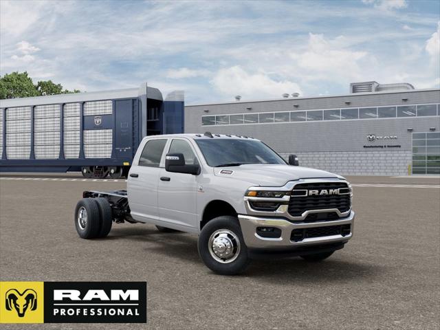 2026 RAM 3500 Chassis RAM 3500 TRADESMAN CREW CAB CHASSIS 4X4 60 CA