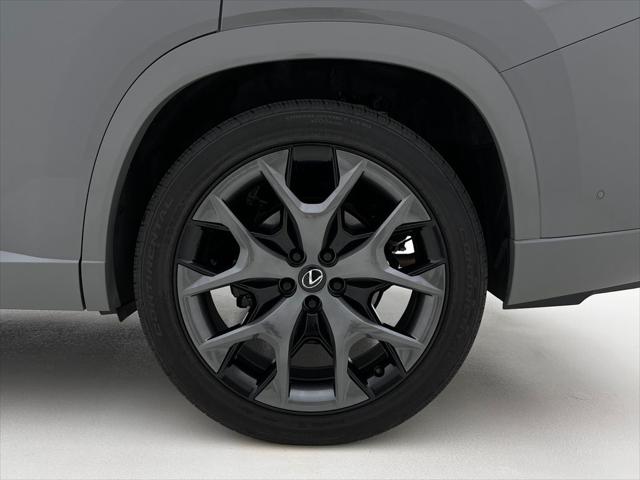 2025 Lexus TX 500h F SPORT Premium