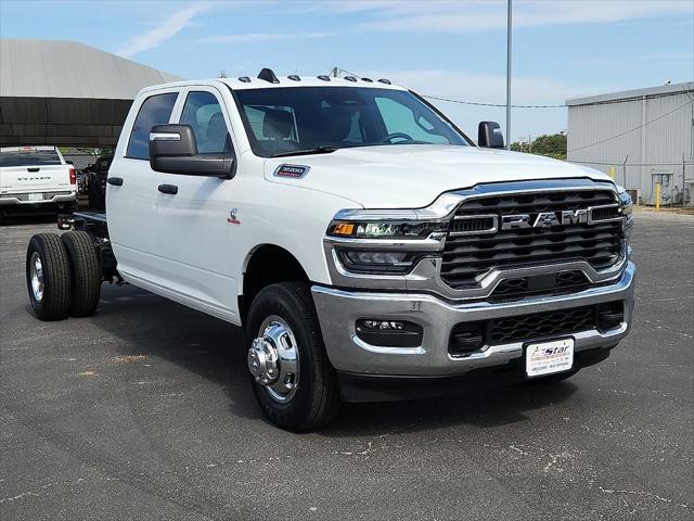 2026 RAM 3500 Chassis RAM 3500 TRADESMAN CREW CAB CHASSIS 4X4 60 CA