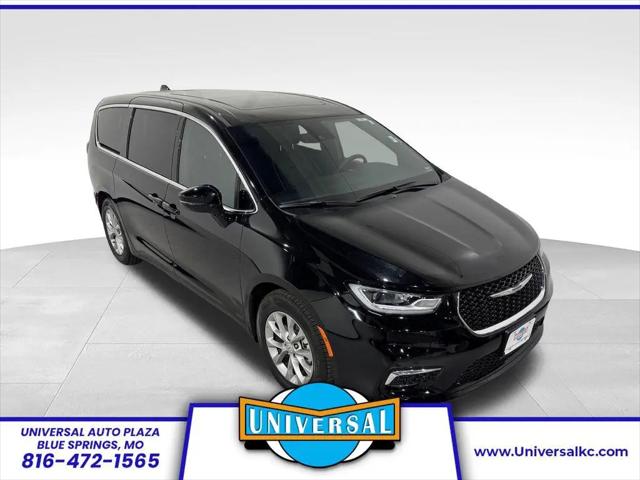 2026 Chrysler Pacifica Limited for sale in Blue Springs, MO