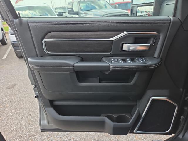 2026 Ram 2500 Laramie Crew Cab 4x4 64 Box