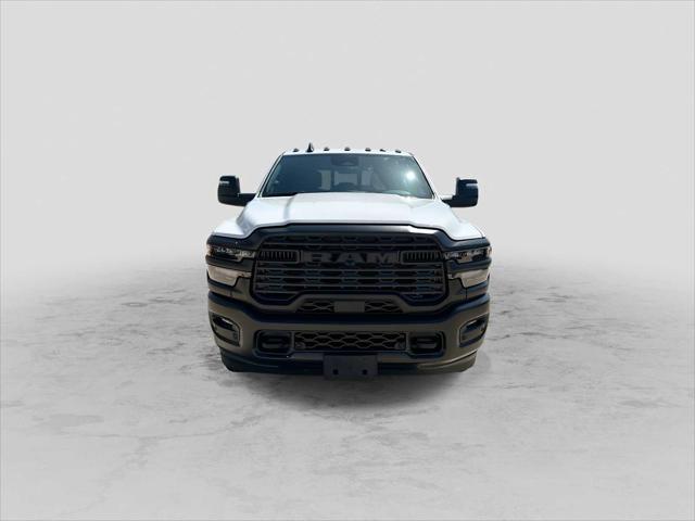 2026 RAM Ram 3500 RAM 3500 TRADESMAN CREW CAB 4X4 8 BOX