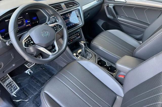 2024 Volkswagen Tiguan 2.0T SE R-Line Black