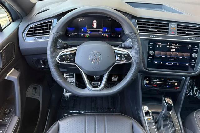 2024 Volkswagen Tiguan 2.0T SE R-Line Black