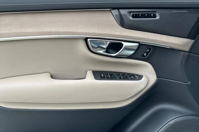 2026 Volvo XC90 Plus, B6 AWD Gas (mild hybrid), Gasoline, Bright, 7 Seats