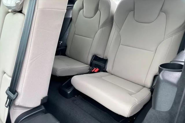 2026 Volvo XC90 Plus, B6 AWD Gas (mild hybrid), Gasoline, Bright, 7 Seats