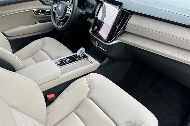 2026 Volvo XC90 Plus, B6 AWD Gas (mild hybrid), Gasoline, Bright, 7 Seats