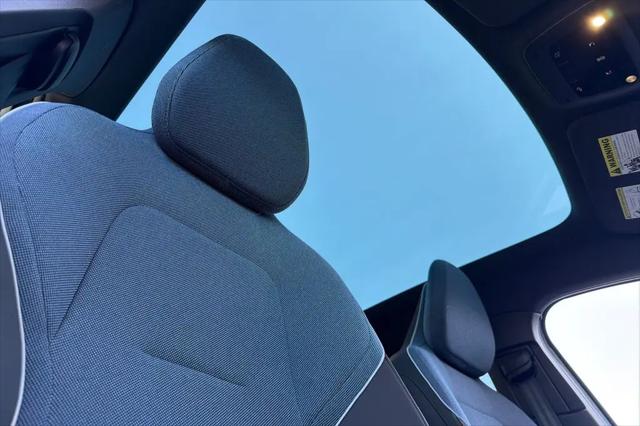 2026 Volvo EX30 Plus Twin Motor Performance, Fully electric