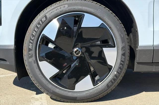 2026 Volvo EX30 Plus Twin Motor Performance, Fully electric