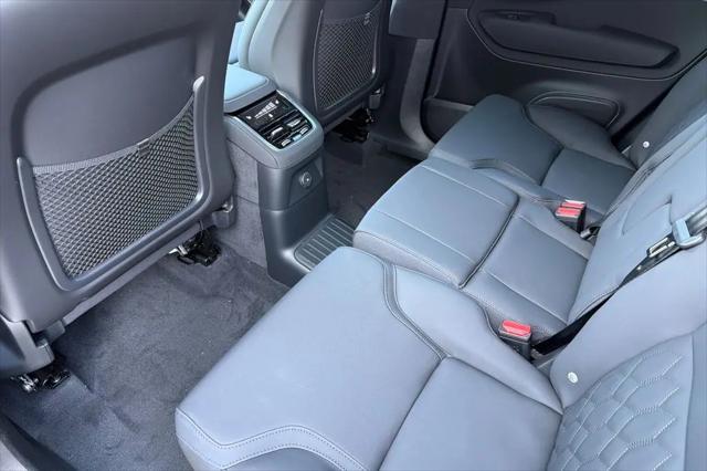 2026 Volvo XC90 Plug-In Hybrid Plus, T8 AWD, Electric/Gasoline, Bright, 7 Seats