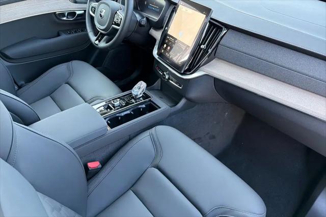2026 Volvo XC90 Plug-In Hybrid Plus, T8 AWD, Electric/Gasoline, Bright, 7 Seats