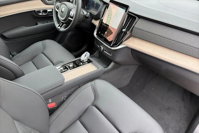 2026 Volvo XC90 Plus, B5 AWD Gas (mild hybrid), Gasoline, Bright, 7 Seats