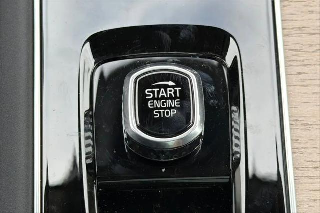 2026 Volvo XC90 Plus, B5 AWD Gas (mild hybrid), Gasoline, Bright, 7 Seats