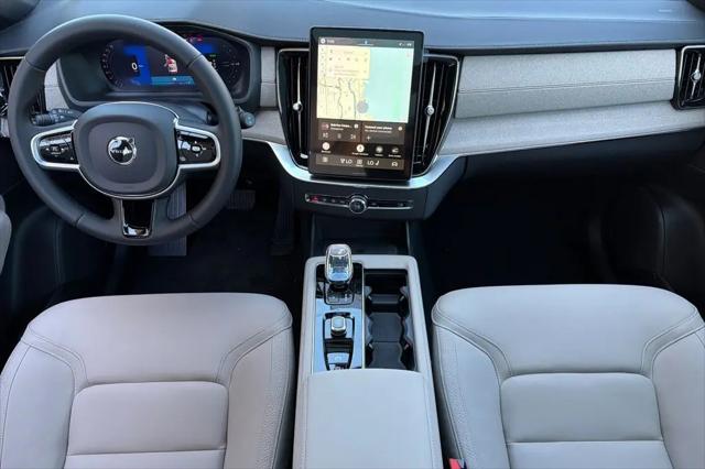 2026 Volvo XC90 Plug-In Hybrid Plus, T8 AWD, Electric/Gasoline, Bright, 7 Seats