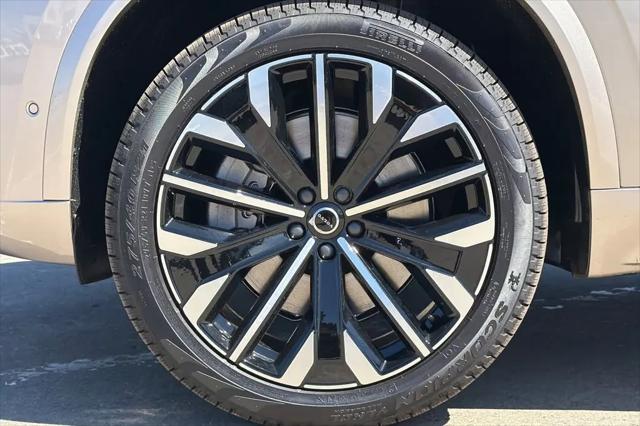 2026 Volvo XC90 Plug-In Hybrid Plus, T8 AWD, Electric/Gasoline, Bright, 7 Seats