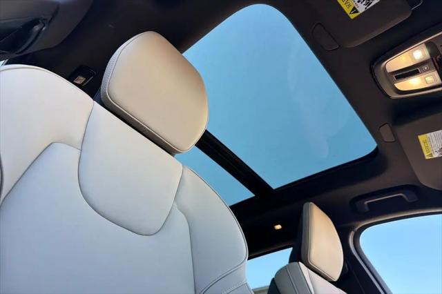 2026 Volvo XC90 Plus, B5 AWD Gas (mild hybrid), Gasoline, Bright, 7 Seats
