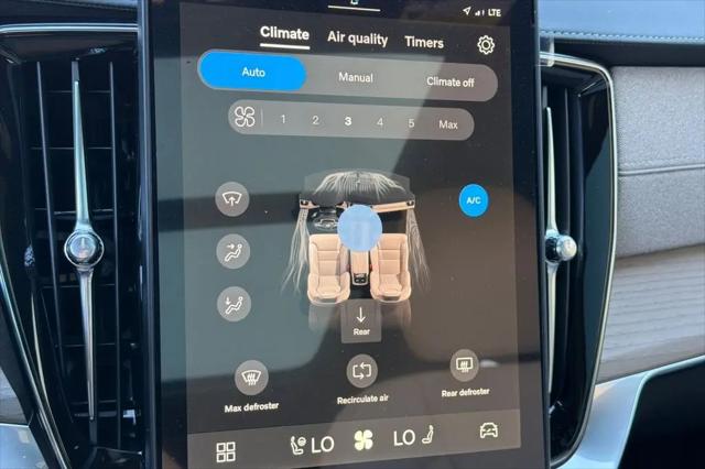 2026 Volvo XC90 Plus, B5 AWD Gas (mild hybrid), Gasoline, Bright, 7 Seats