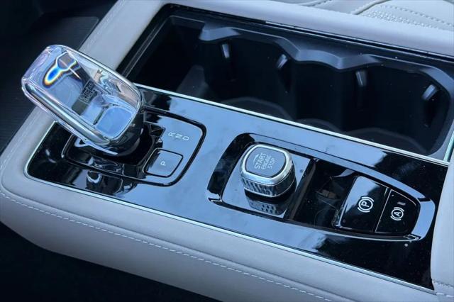 2026 Volvo XC90 Plus, B5 AWD Gas (mild hybrid), Gasoline, Bright, 7 Seats
