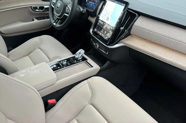 2026 Volvo XC90 Plus, B5 AWD Gas (mild hybrid), Gasoline, Bright, 7 Seats