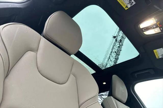 2026 Volvo XC90 Plus, B5 AWD Gas (mild hybrid), Gasoline, Bright, 7 Seats