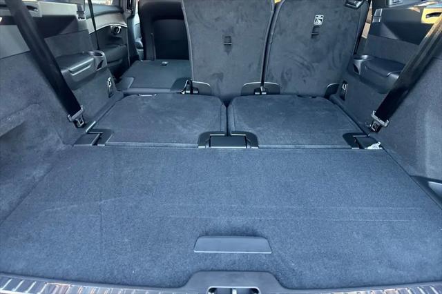 2026 Volvo XC90 Plus, B5 AWD Gas (mild hybrid), Gasoline, Bright, 7 Seats