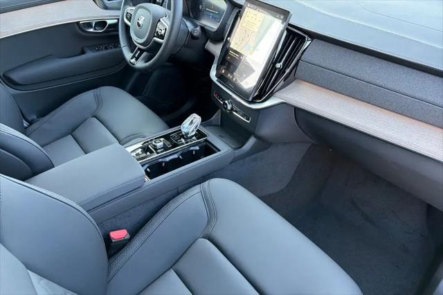 2026 Volvo XC90 Plus, B5 AWD Gas (mild hybrid), Gasoline, Bright, 7 Seats